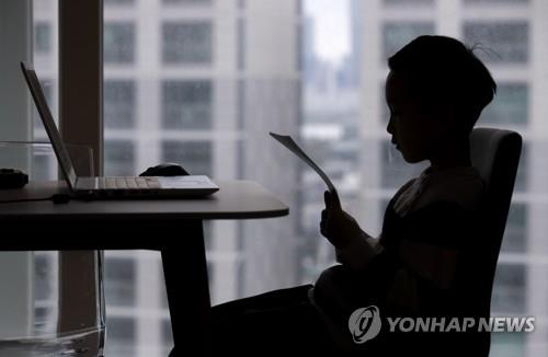 벼랑 끝에 내몰린 이주민·비정규직…팬데믹, 그 차별의 시간