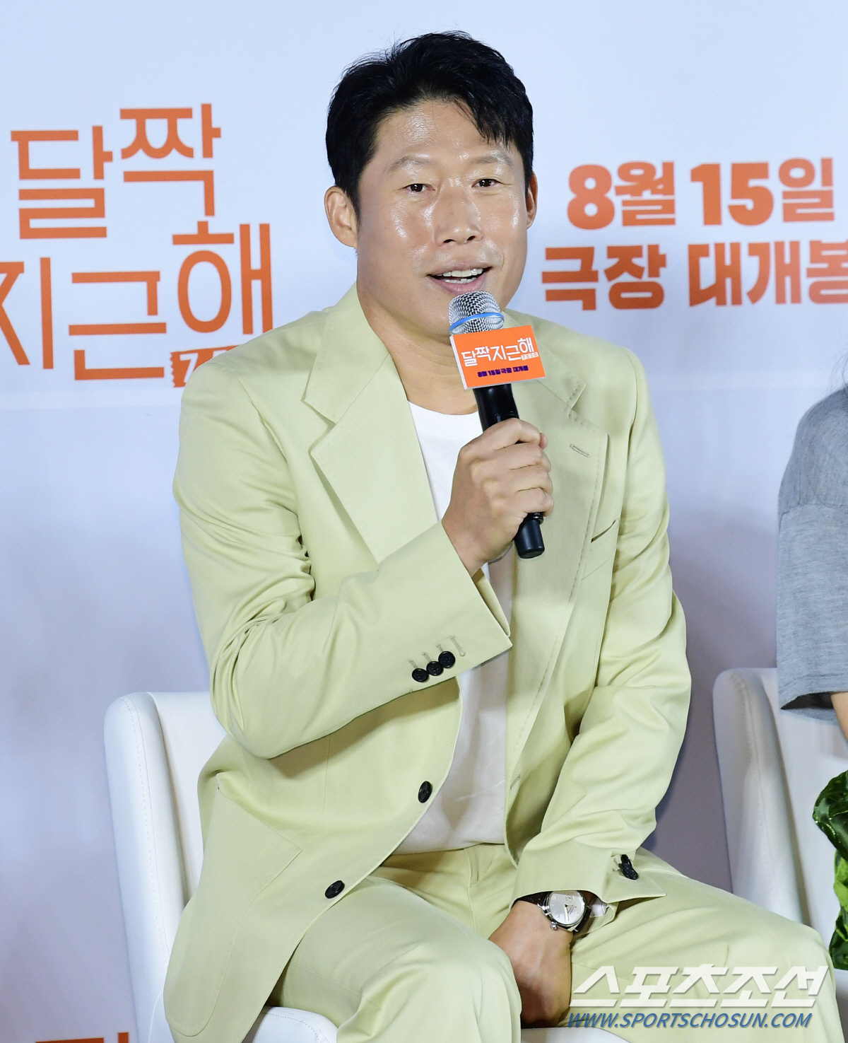 '달짝지근해' 유해진 "데뷔 26년 만에 첫 로코, 늘 해왔던 장르처럼 …