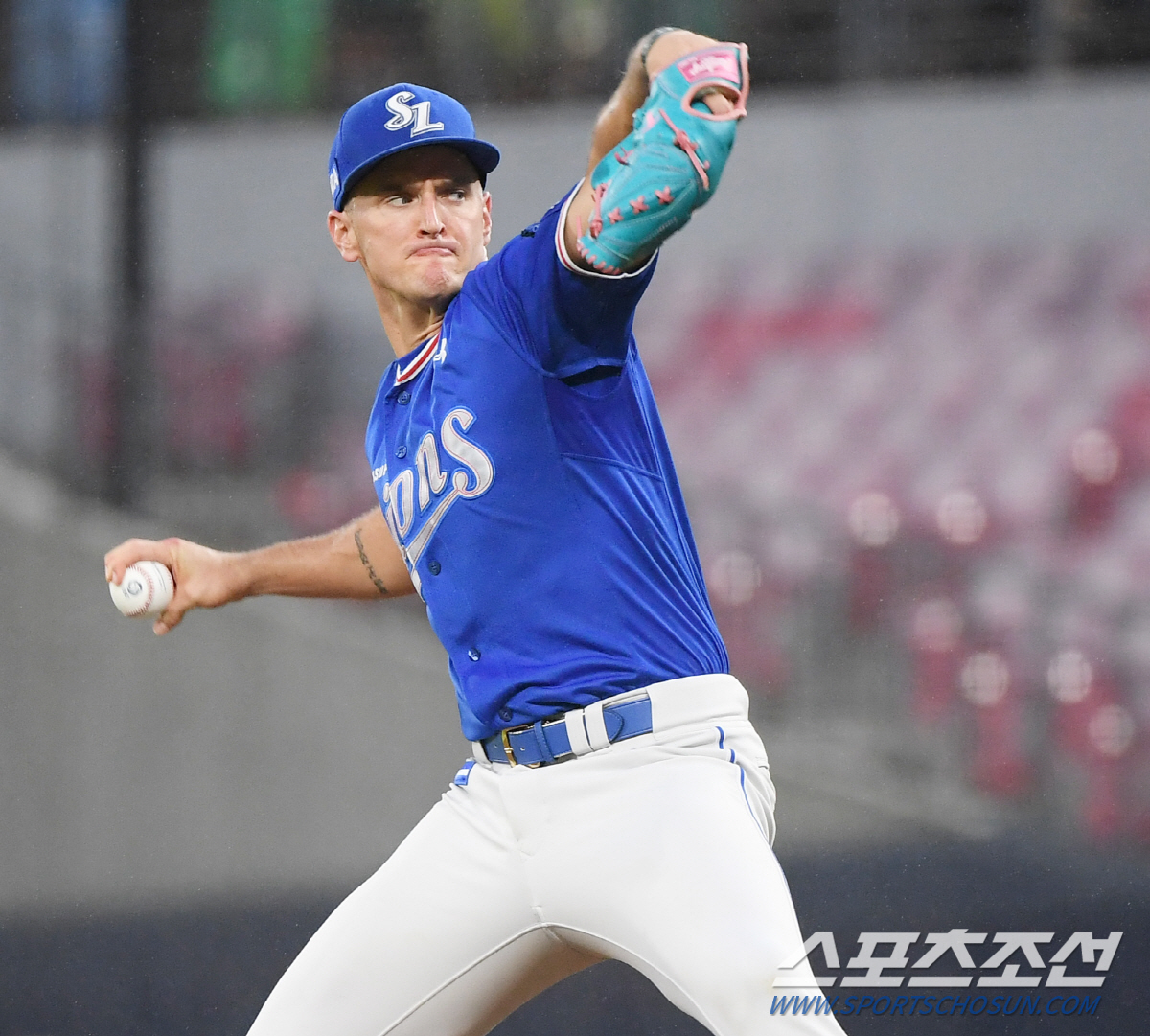 "발에 피가 안 통해" 전반기 옥죈 부담감 처럼…, 완투승 후 꽉 조였던…