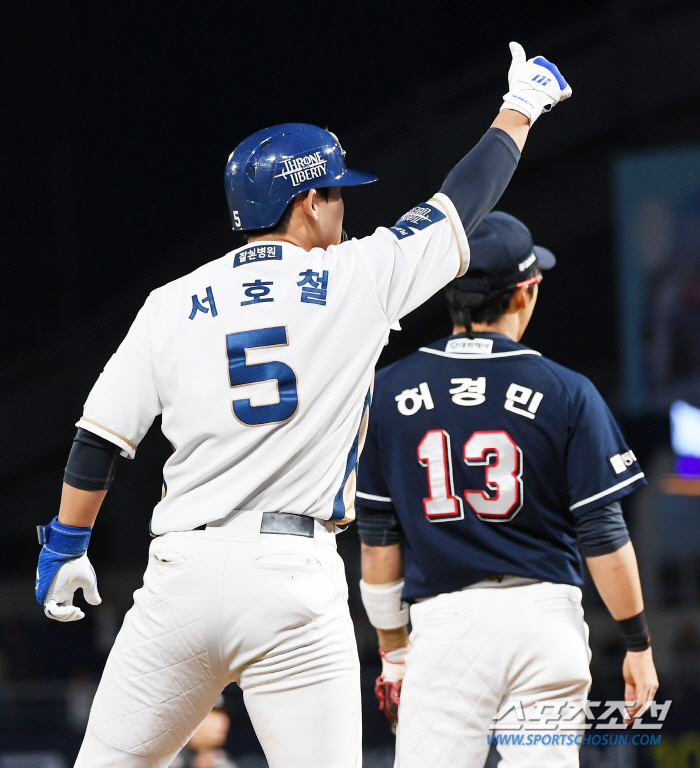 9년만에 주전된 대주자 전문, 알에서 깨어난 거포 유망주, 1군도 집어 …