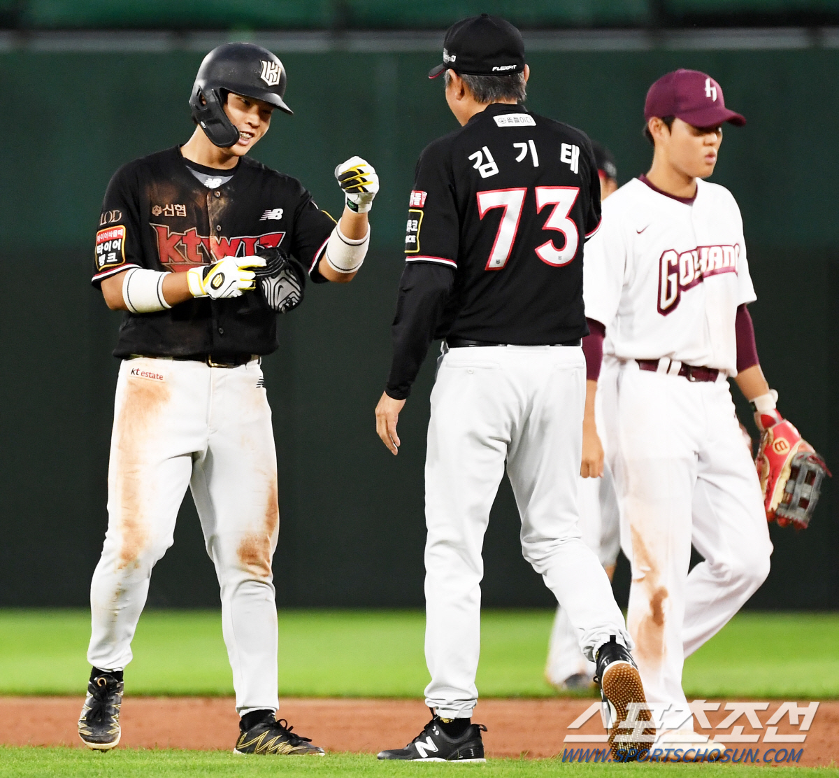 "힘 들어갈 거 같아서 전광판 안 봤는데"…아, 홈런 한 방! 그래도 웃…