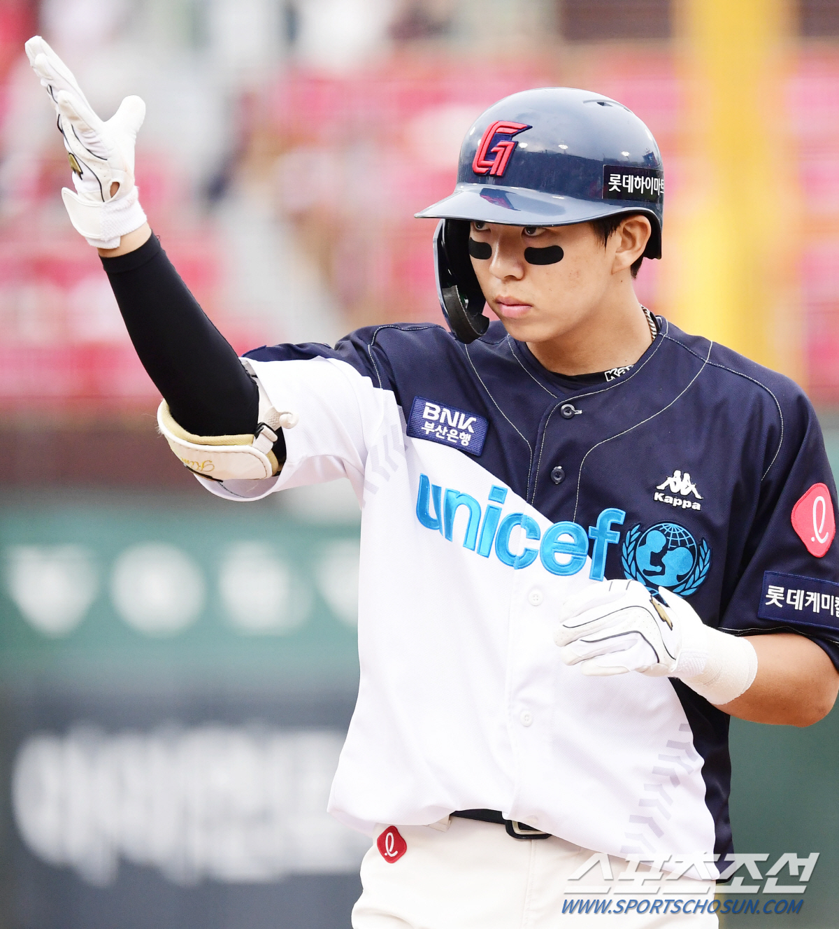 '부산 아이돌' 김민석, 안치홍 이후 첫 14년만의 신인 미스터올스타 될…