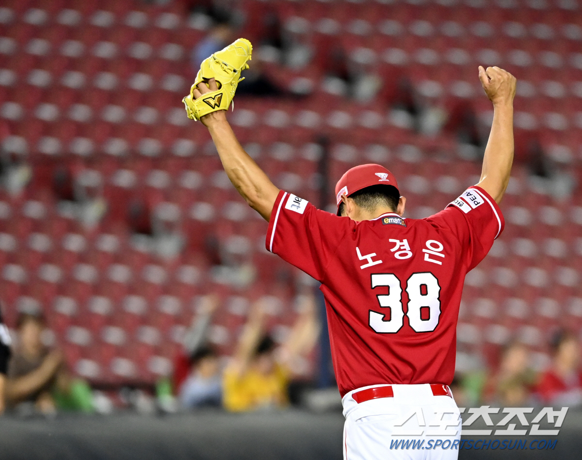 '부산 아이돌' 김민석, 안치홍 이후 첫 14년만의 신인 미스터올스타 될…