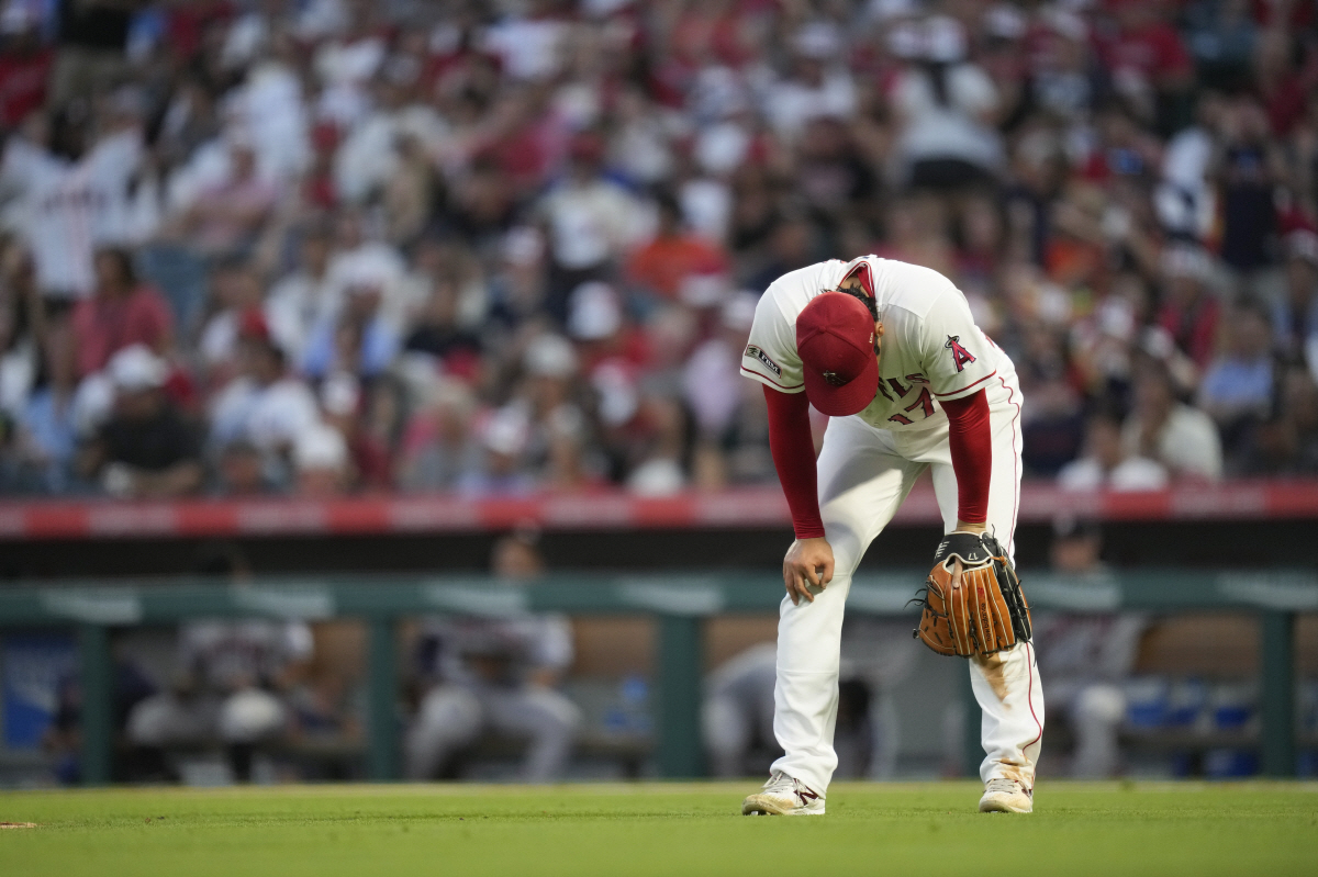 '멘탈 흔들릴 수밖에' 위기의 오타니, '물집'에 제구 불안+구속 감소,…