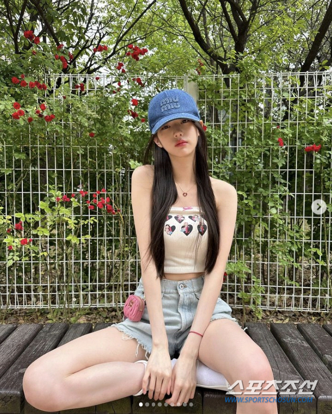 '7바늘' 꿰맨 장원영, 힘든 내색 없이 '파워풀 안무' 소화…"멋있었다…