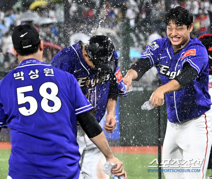 '반띵' 외쳤던 '배팅볼 투수', 홈런레이스 1위와 6대4 원만한 합의……