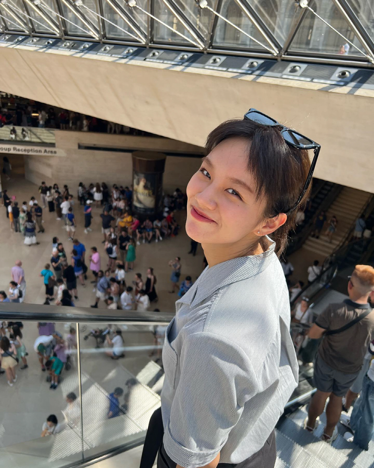 톱스타도 파리에선 지하철을 타네..'류준열♥' 혜리, 털털한 여행라이프