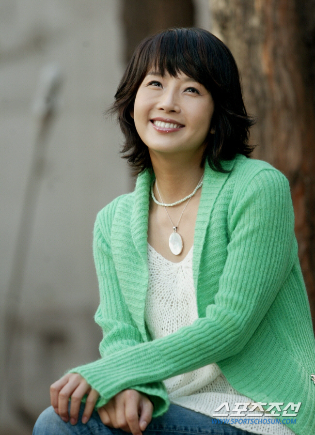 [SC이슈] "연로한 할머니·미성숙한 준희"..'故최진실 子' 최환희, …