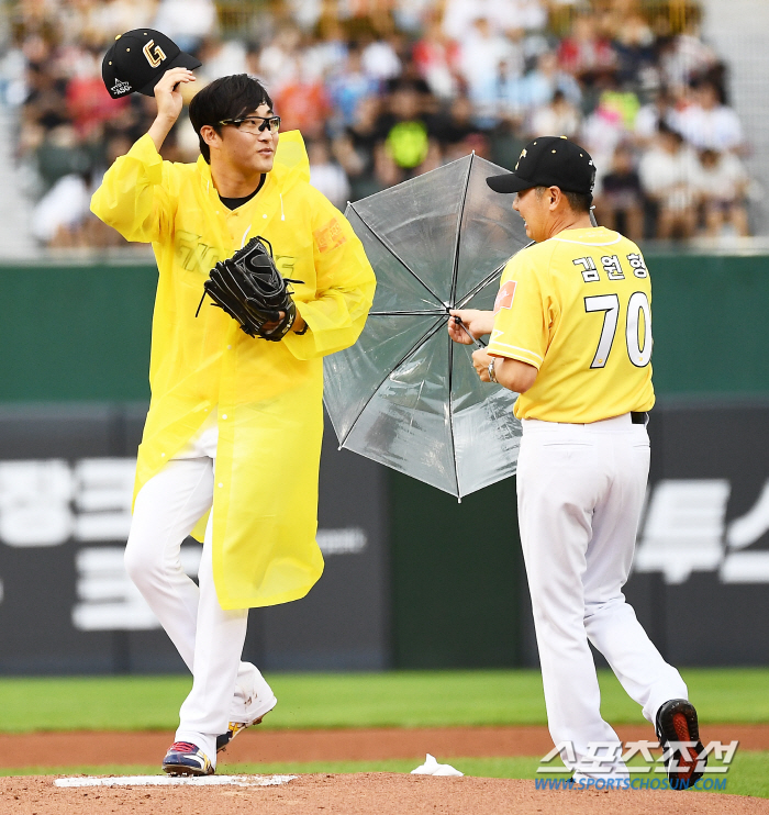 "사직 KS 함 해야죠" 4월 ERA 5.12→8연속 QS…180도 달라…
