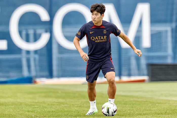 '美친 조합 나왔다' KING 이강인X네이마르 투샷, PSG 연일 '이강…