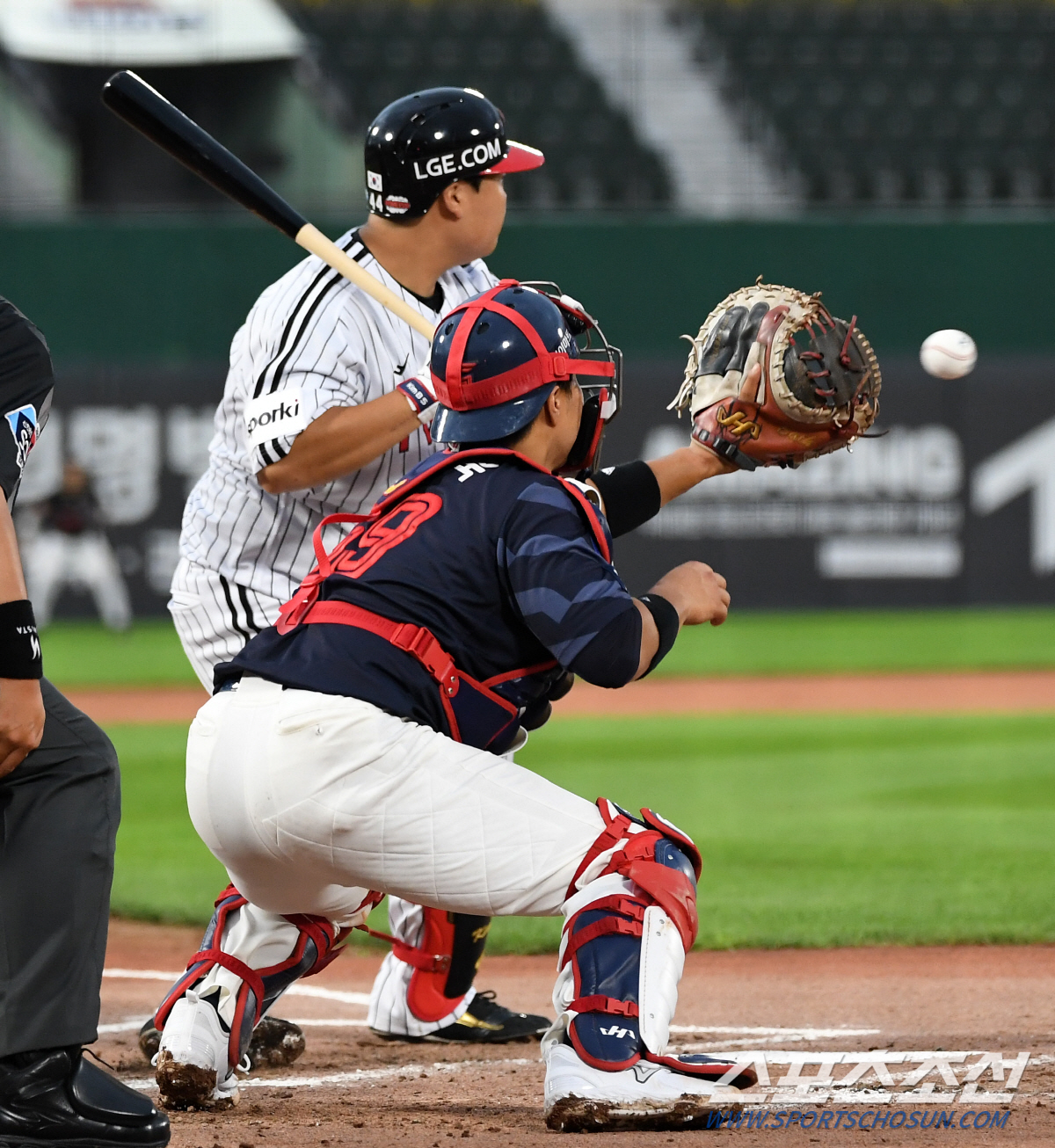 육성선수→퓨처스 타율 1위…포수 왕국 희망 '솔솔', '별' 사이에서도 …