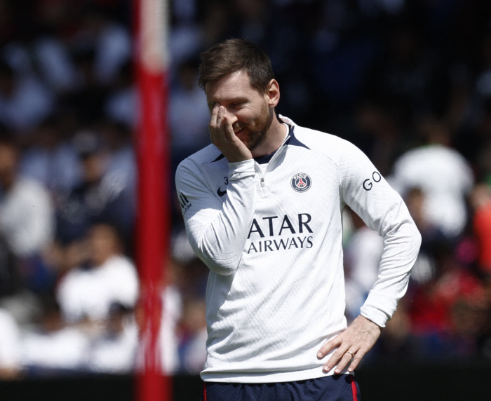 "메시 퇴단 후 구단 철학을 확 바꾼 PSG", '뉴 파리지앵'이강인에겐…