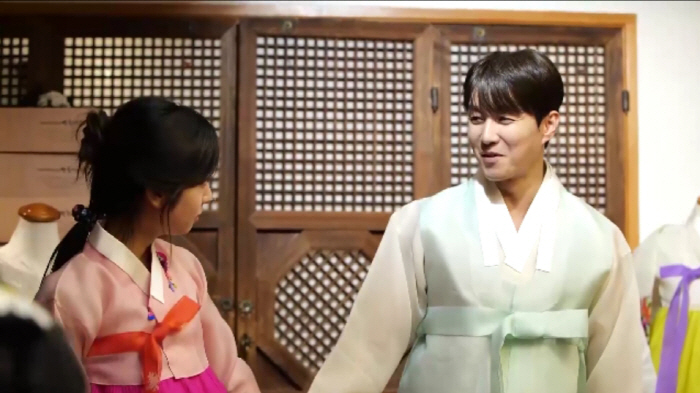 심형탁♥사야, 2세도 BTS 정국 닮았을까…점술가 표정이 어두워('신랑수…
