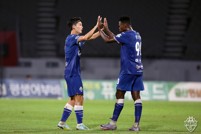 충남아산FC, 김천전 승리로 '두 마리 토끼' 잡는다!