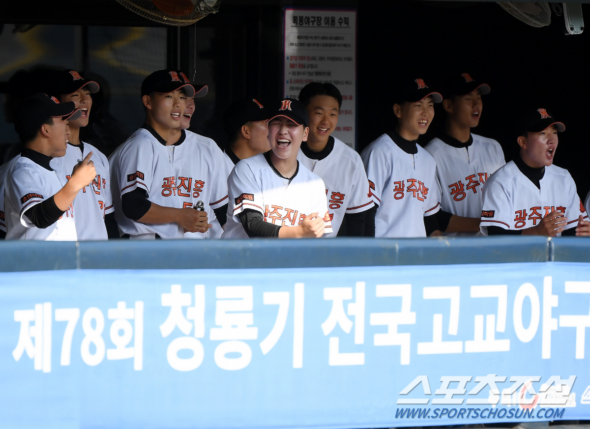 '장현석 이틀에 걸친 완벽투+손율기 싹쓸이타!' 마산용마고 대역전극…16…