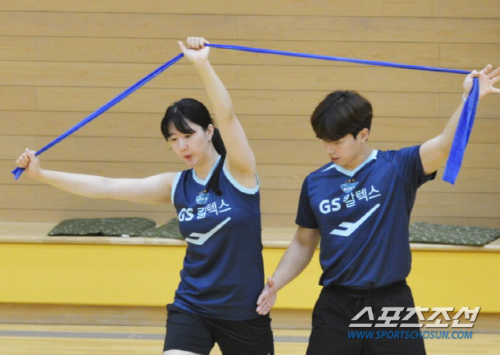 봄배구, 올림픽, 아시안게임, FA... 4마리 토끼 잡기 나선 강소휘 …