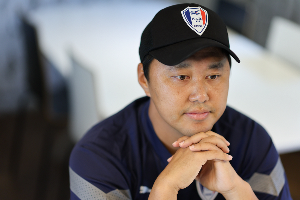 '특징 있는 선수' 빚는 백승주 수원 U-18 감독의 특별한 '방법론'