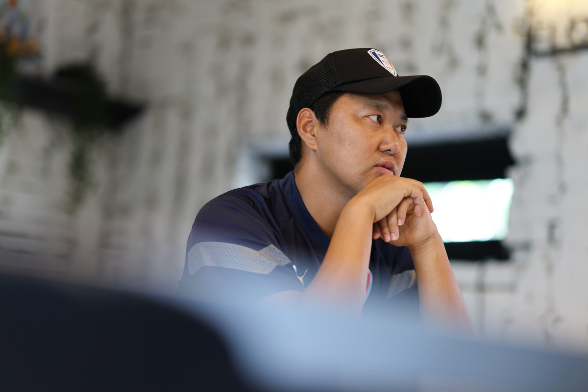 '특징 있는 선수' 빚는 백승주 수원 U-18 감독의 특별한 '방법론'