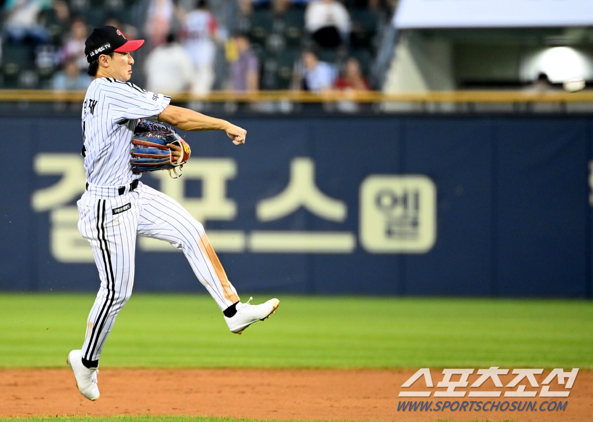 전문 대주자→깜짝 3할 타율→'킹 하성' 수비... '어쩌다→붙박이 주전…