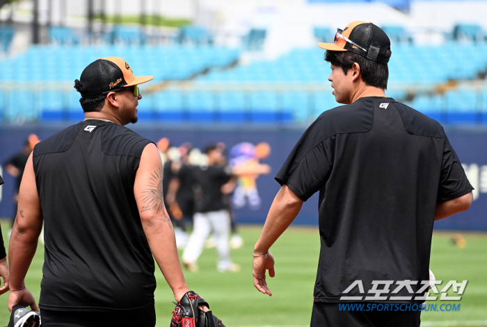 "모범 FA 한화에 다 모였네" 30대 베테랑 이태양 최재훈 채은성의 책…