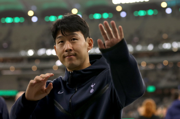 'SON 특별 배려' 포스테코글루, 패전에도 호평 일색 "최근 토트넘 경…