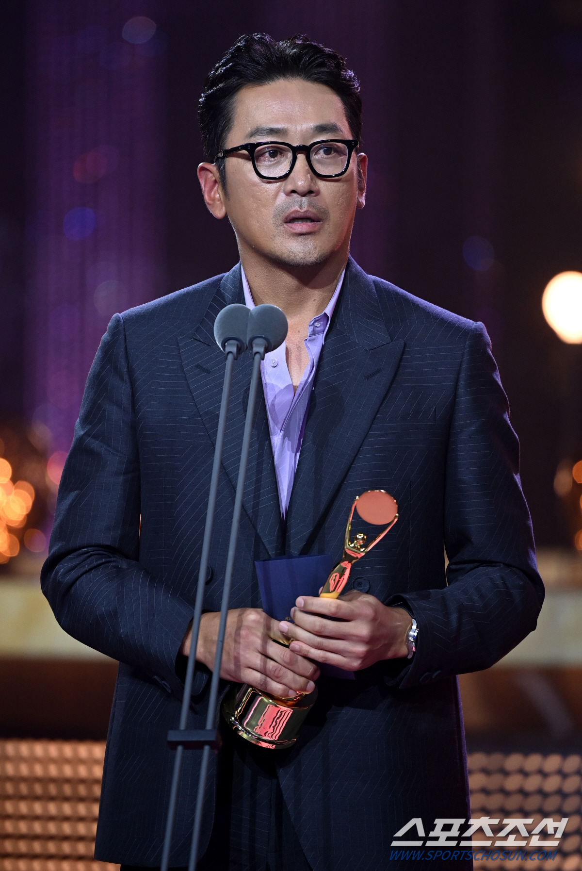 수지, 여우주연상 영예 "'안나', 두려웠지만 욕심 났던 작품" ['청룡…