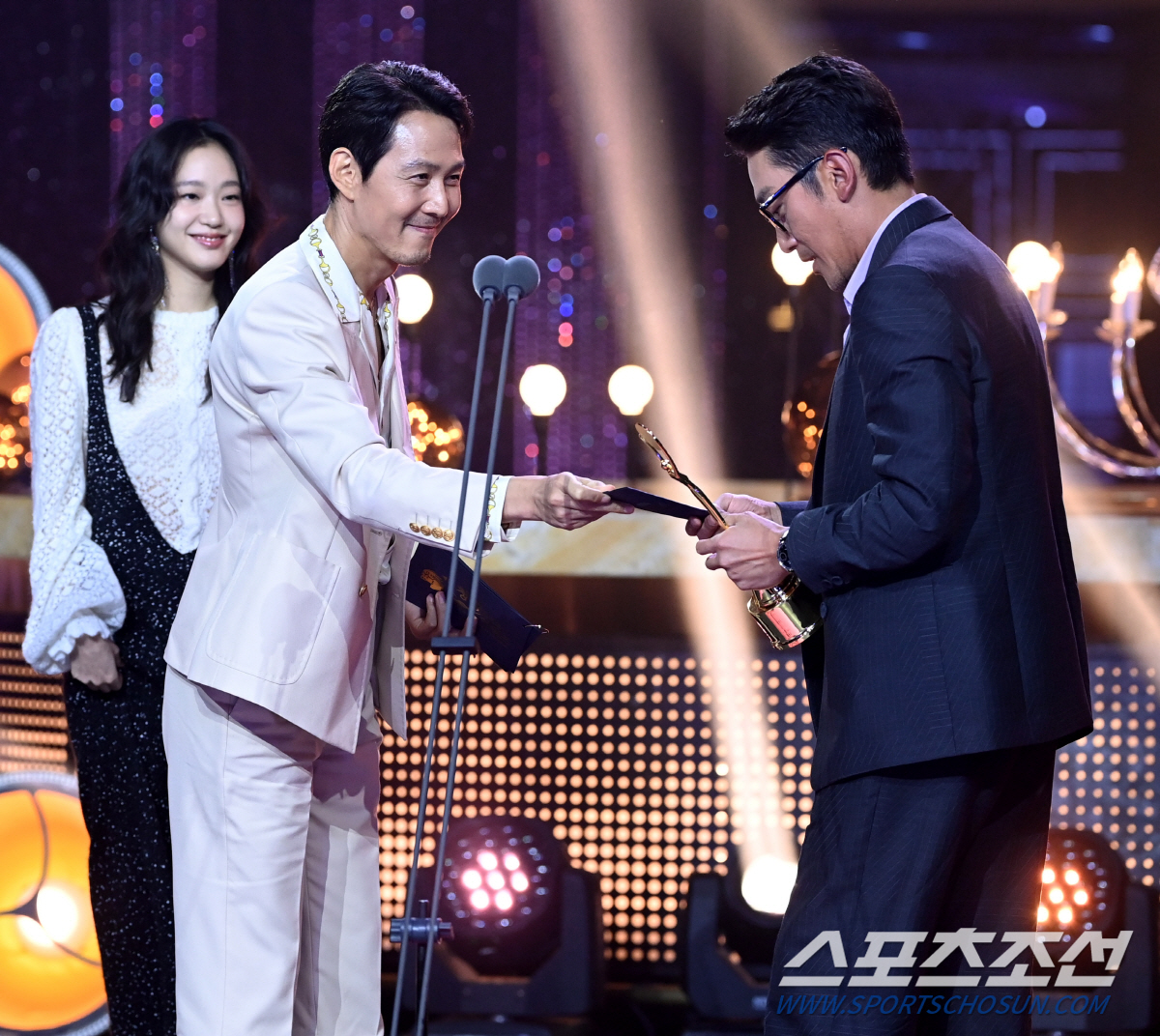 [제2회BSA] '대상' 송혜교 "수고했다, 혜교야"→'최우수작품상' 최…