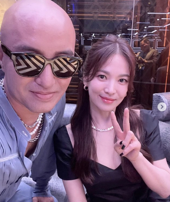 "행복했던 어제의 기억들"…'대상 받은 송혜교'에 홍석천 '무대 밑 비하…