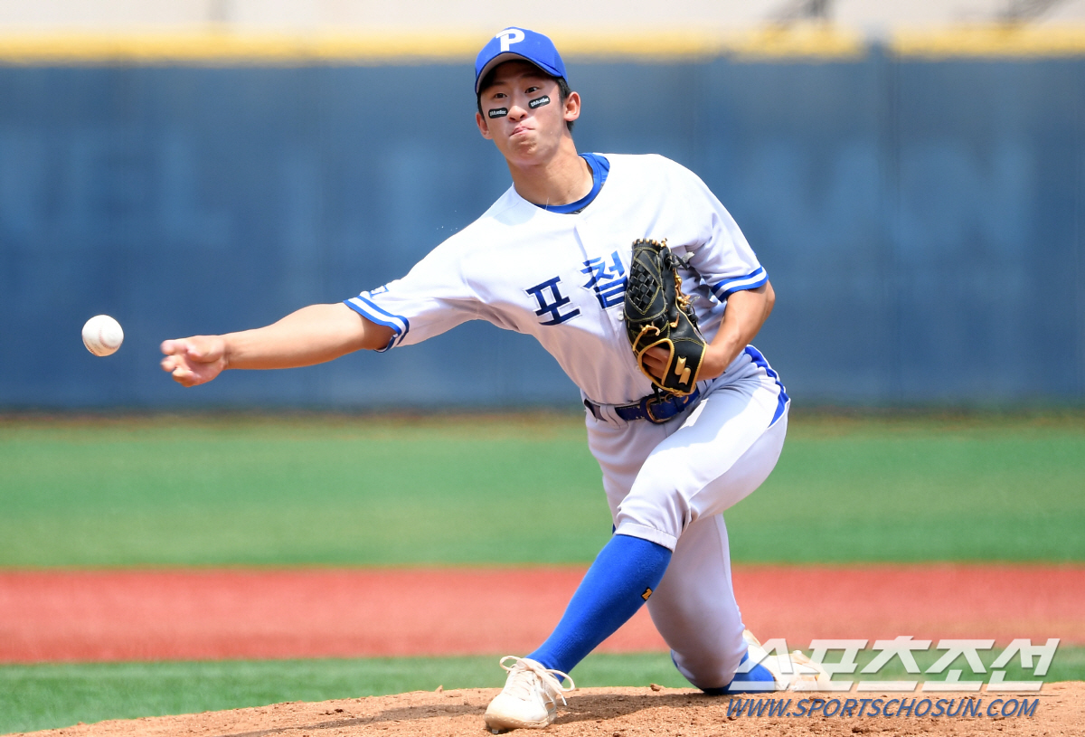 '130km도 통할 수 있다' 패배 속 빛난 포항제철고 사이드암 임현준의…