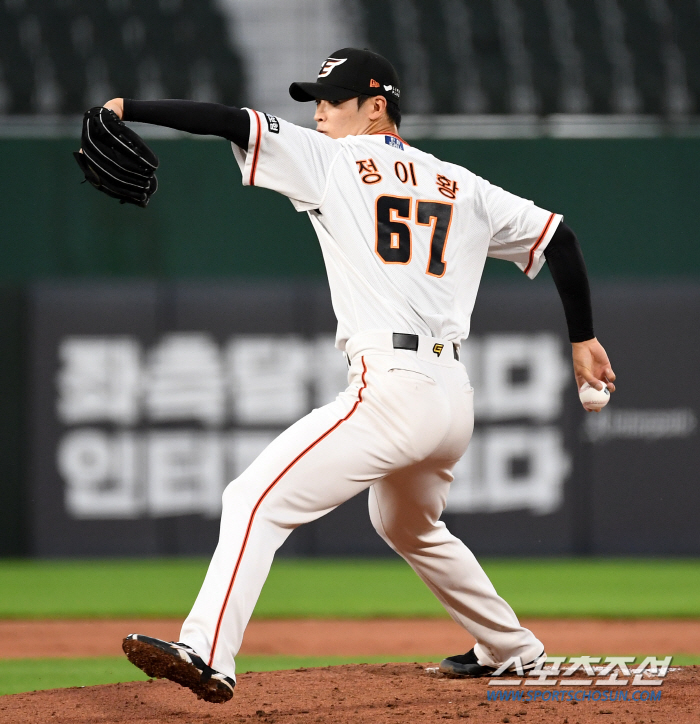 달라진 '독수리 마운드', 노히트노런 투수의 '1군 열망'…"공 세 개면…