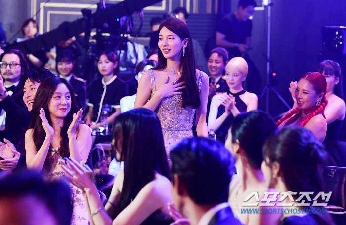 [제2회 BSA] '청룡'은 역시 달랐다..콘텐츠 화합의 장, 톱★전원,…