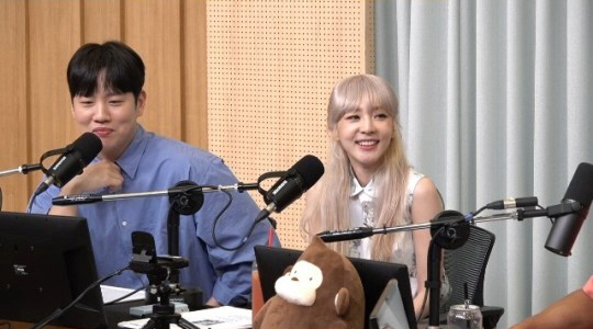 산다라박 “아이돌 부호 4위는 옛말..저금 안하고 다 써” (컬투쇼) […