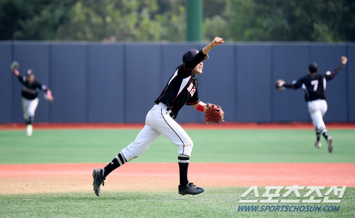 "내가 포기하면 끝이다" 선취점→추격포→동점타, 10점차 뒤집은 안방마님…