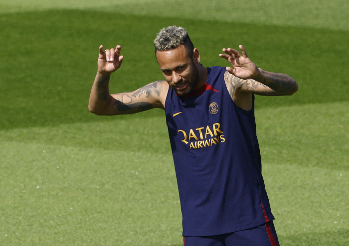 '이적설 무성' 네이마르, PSG 잔류 선언! 이강인과 콤비네이션 기대
