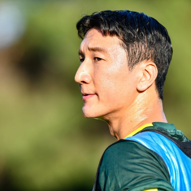 'K리그 아닌 중동서 다시 한번' 국대 MF 정우영, 사우디 칼리즈 이적…