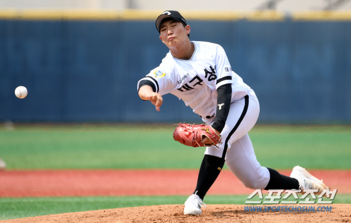 '120km 투심+변칙 투구' 대구상원고 사이드암 장경우..."도망가지 …