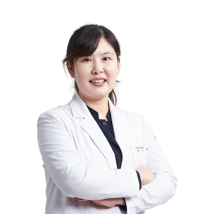 야외활동 늘어난 아이, 치아 빠지고 부러졌다면…