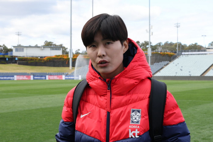 태극기 새긴 지소연"콜롬비아 거친 축구?우리도 강하게 맞붙을것"[콜롬비아…