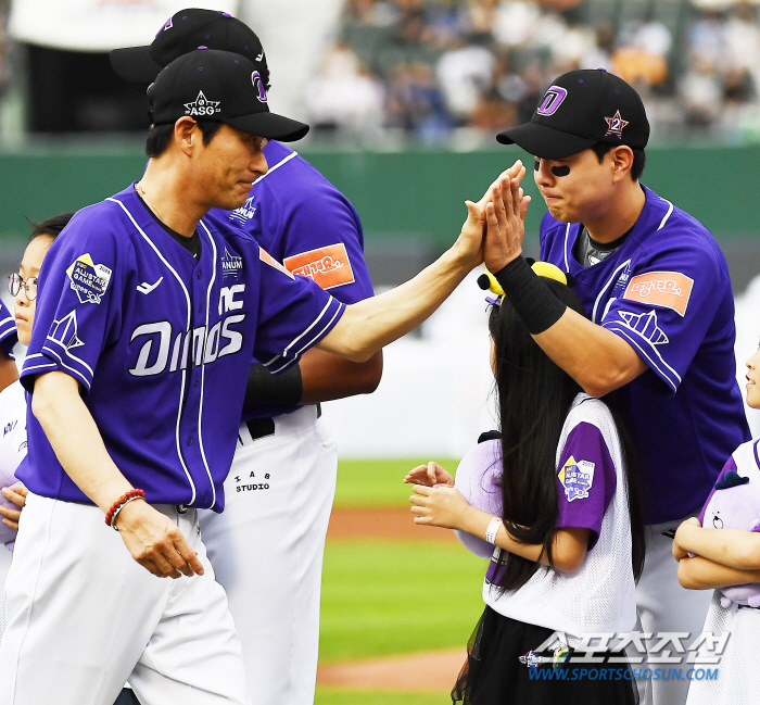 돌아온 탕아 박건우 매섭게 때리고, 4번 마틴 4경기 8안타-4홈런-10…