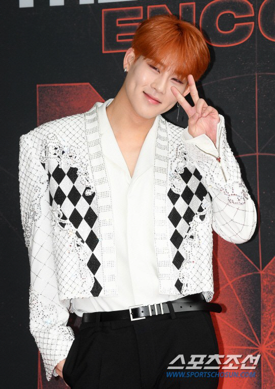 몬스타엑스 주헌, 오늘(24일) 군입대…"다녀와 멋진 모습 보여주겠다" …