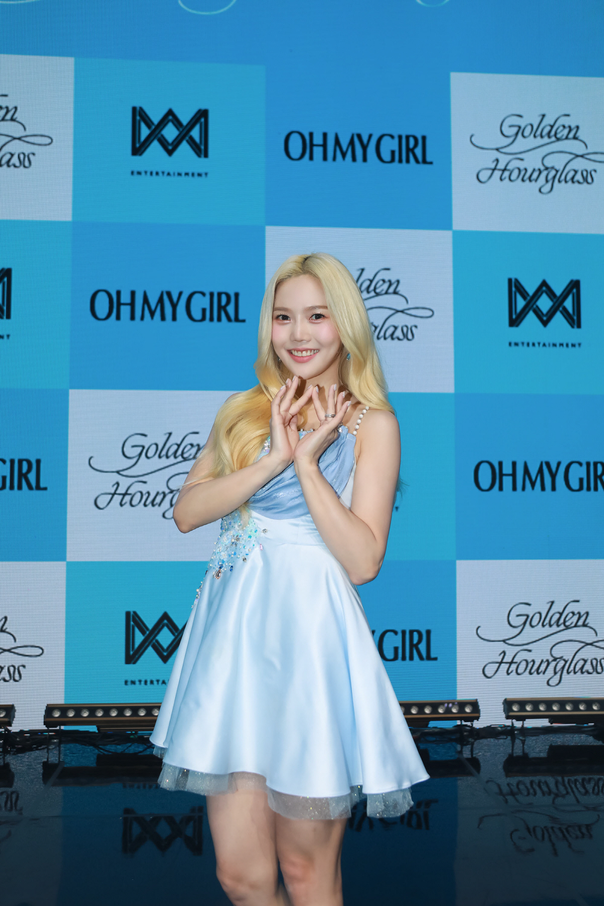 [SC현장] "더 단단해진 6人 완전체"…오마이걸, 돌아온 서머퀸의 '골…