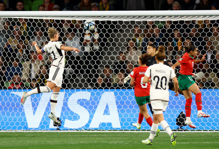 "FIFA 2위의 닥공" 명불허전 포프 멀티골 독일,'2자책골'모로코 6…