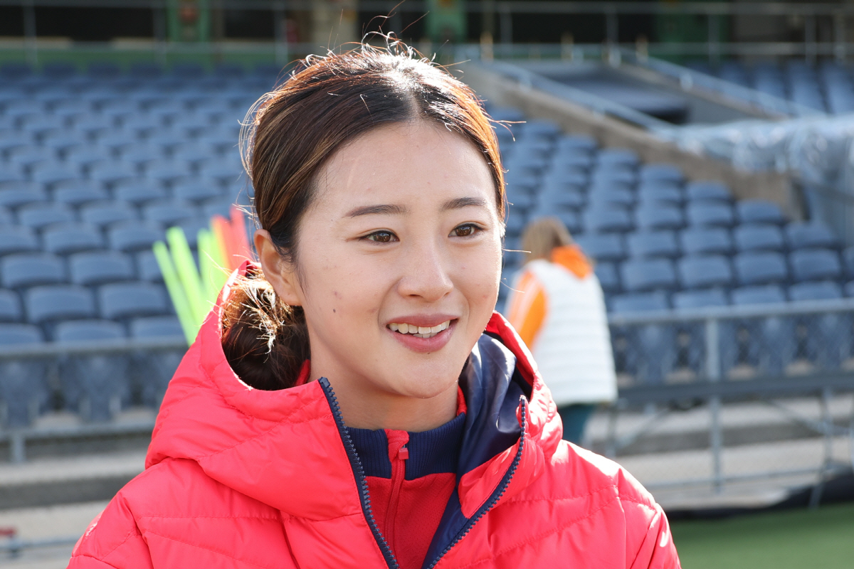 "대표팀 동료들이 골을 기대하는,어여쁜 악바리" 'WK리그 올해의 공격수…