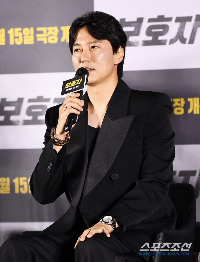 [SC현장] "정우성에 존경심 커져"…'보호자' 정우성, 김남길·박성웅 …