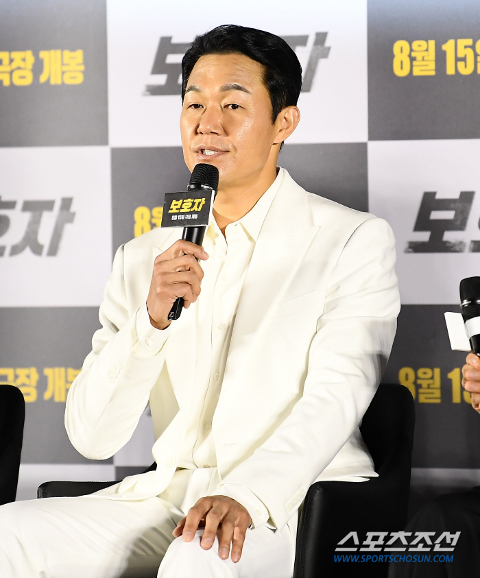 [SC현장] "정우성에 존경심 커져"…'보호자' 정우성, 김남길·박성웅 …