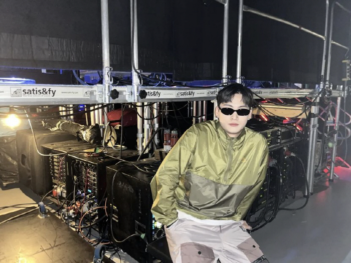 [SC이슈] "軍 복무중 女 작업"…갓세븐 제이비, 소속사도 손절선언