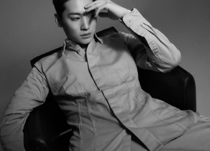 [SC이슈] "軍 복무중 女 작업"…갓세븐 제이비, 소속사도 손절선언
