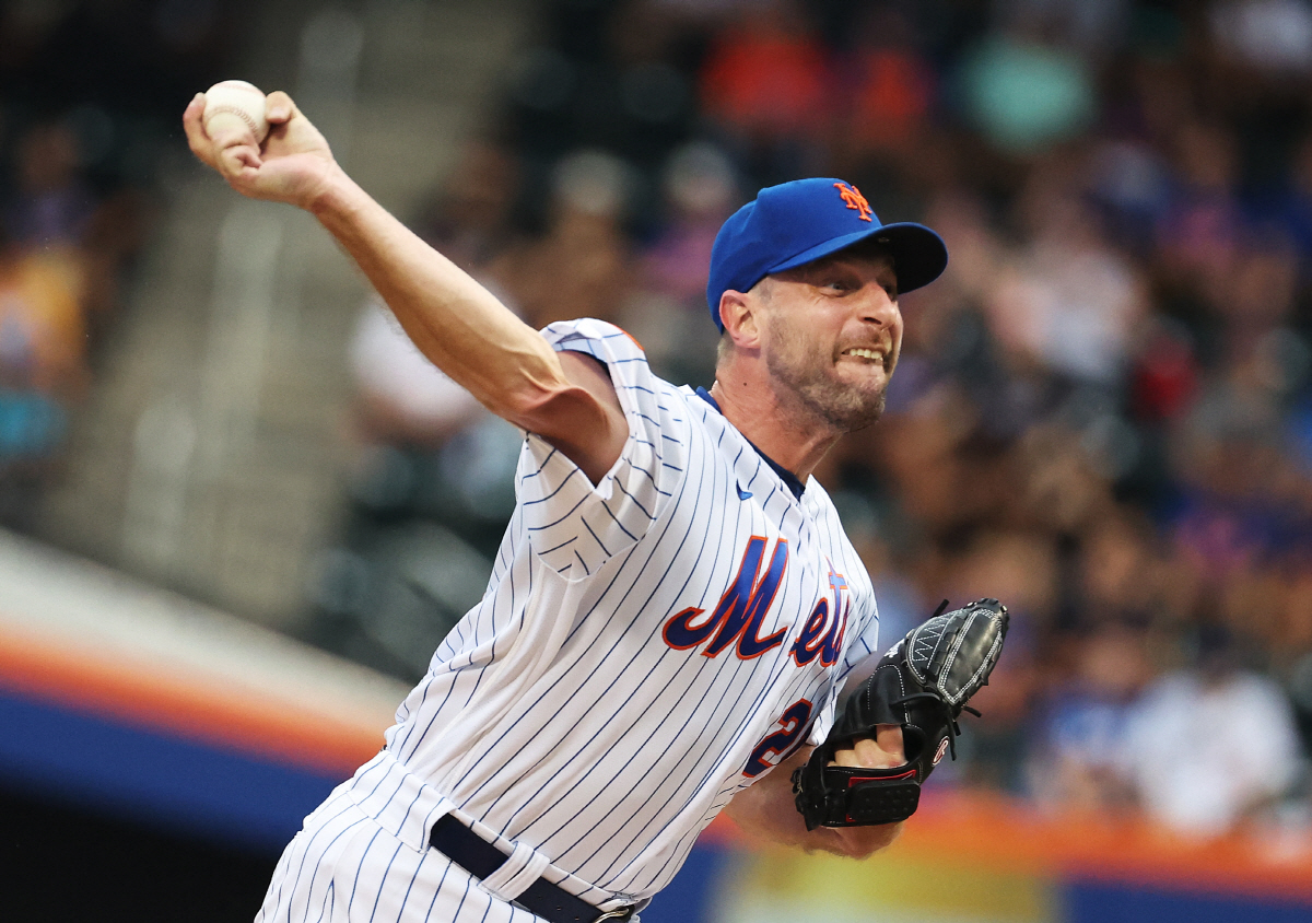 "엄청난 강속구, 더 발전할테지만..." 슈어저의 뼈있는 조언, 콧수염 …