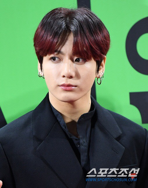 "솔직한 게 왜 '더티'인지" BTS 정국, 취중진담으로 꺼낸 '막내' …