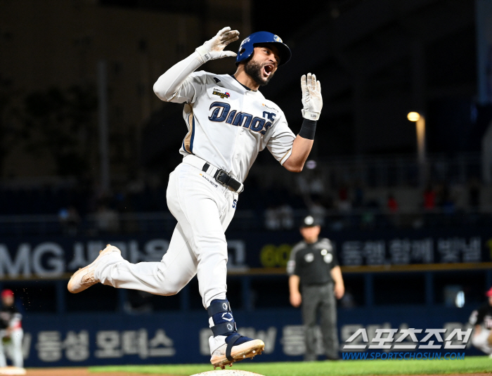 '0:3→5:3' 만루포로 완성한 빅이닝…갈길 바쁜 KIA 잡고 5연승 …